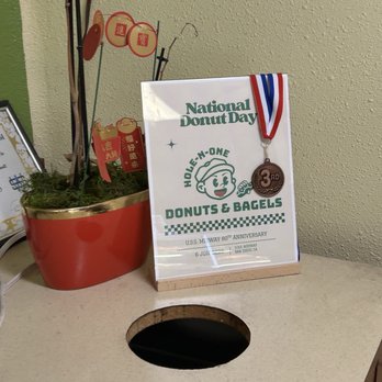 Hole-N-One Donuts & Bagels - Donuts Near Me - Murrieta, California