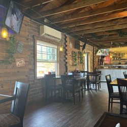Papa & Nonna’s Pizzeria - Interior