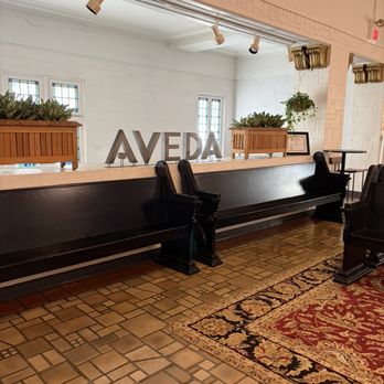 Aveda Arts & Sciences Institute - Minneapolis - Skin Care Near Me - Minneapolis, Minnesota