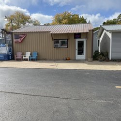 Krueger's Fish Market - Outside