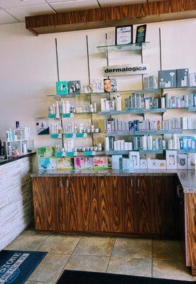 Hand & Stone Massage and Facial Spa