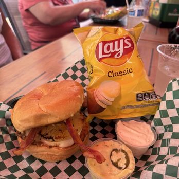 Side Street Pub - Chicken Sandwich! - American Near Me - Charlotte Amalie, Virgin Islands