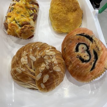 Bakery 1908 - Pastries - Bakeries Near Me - Tampa, Florida Bakery 1908 - Pastries - Bakeries Near Me - Tampa, Florida