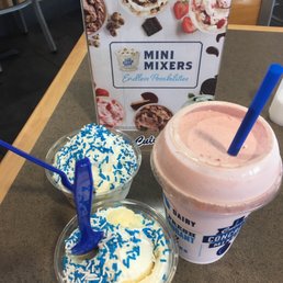 Shake and a couple scoops