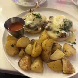 Birria Benedict Birria Benedict
