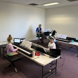 Josh Benson-Merron Piano - Kids Piano Express class