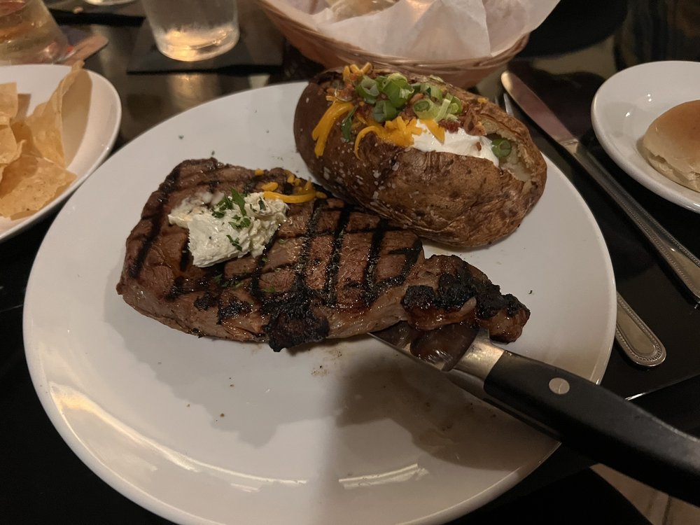 Americano Steak House Logo