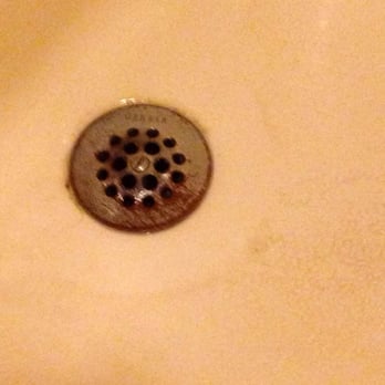 Super 8 by Wyndham Centerville-Richmond - Rusty, stained tub with a leaky shower head. - Hotels Near Me - Centerville, Indiana Super 8 by Wyndham Centerville-Richmond - Rusty, stained tub with a leaky shower head. - Hotels Near Me - Centerville, Indiana