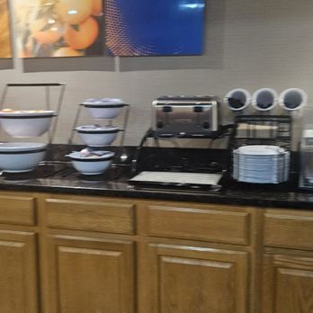 Comfort Inn Lancaster County North - Buffet - Hotels Near Me - Denver, Pennsylvania Comfort Inn Lancaster County North - Buffet - Hotels Near Me - Denver, Pennsylvania