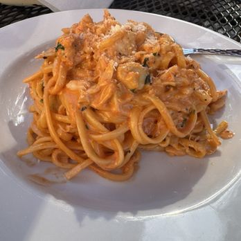 Lisi Italian - Lump crab linguine - Italian Near Me - Pinehurst, North Carolina