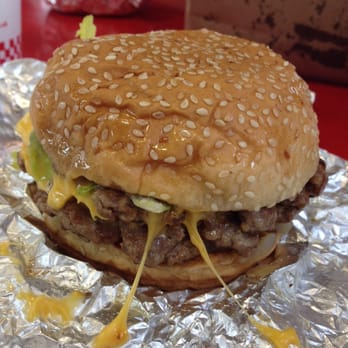 Five Guys - Five Guys cheeseburger looked like the perfect sloppy American burger! - Burgers Near Me - London, XGL Five Guys - Five Guys cheeseburger looked like the perfect sloppy American burger! - Burgers Near Me - London, XGL