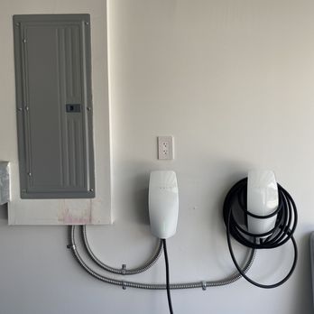 Miami Electric Wizards - Electricians Near Me