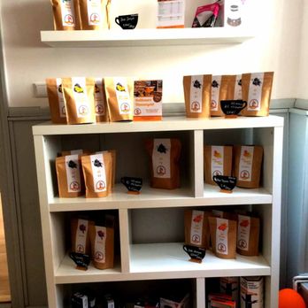 Kaffeerösterei Röstfreunde - Unser Kaffeeregal - Coffee & Tea Supplies Near Me - Randersacker, BY Kaffeerösterei Röstfreunde - Unser Kaffeeregal - Coffee & Tea Supplies Near Me - Randersacker, BY