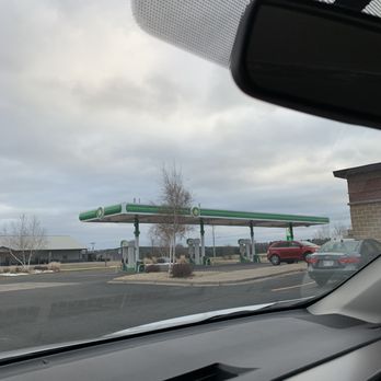 bp - Typical gas station - Gas Stations Near Me - Somerset, Wisconsin