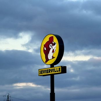 Buc-ee’s - Store sign - Gas Stations Near Me - Sevierville, Tennessee