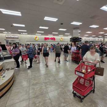 Buc-ee's - Gas Stations Near Me - Huber Heights, Ohio