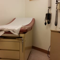 Family Care - Sorry not a great pic, small room, paid and, they brought me right back, waiting in this room.