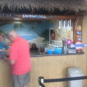 Island Snowball - Desserts Near Me - Nags Head, North Carolina
