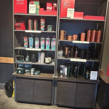 Starbucks - Coffee & Tea Near Me - Fayetteville, Georgia Starbucks - Coffee & Tea Near Me - Fayetteville, Georgia
