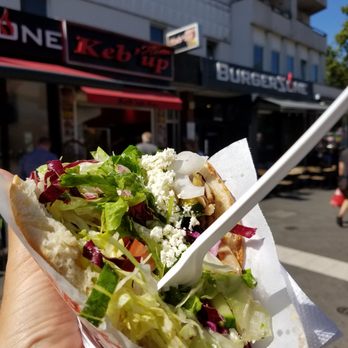 Keb' up house - Chicken and Salad on Bread. 3.50 euros. Store in background - Kebab Near Me - Berlin, BE Keb' up house - Chicken and Salad on Bread. 3.50 euros. Store in background - Kebab Near Me - Berlin, BE