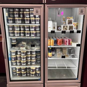 Yoga-urt - Ice Cream & Frozen Yogurt Near Me - Los Angeles, California