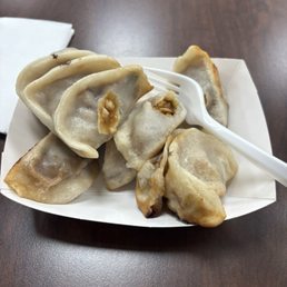 Pan fried dumplings 10pc