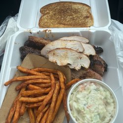 Big Jake's Bar-B-Que - 4. Large Plate Combo - delish