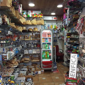 Luggage Storage & Souvenir - We offer up to 25% off for our bag keepers !!! - Souvenir Shops Near Me - Lisbon, 11 Luggage Storage & Souvenir - We offer up to 25% off for our bag keepers !!! - Souvenir Shops Near Me - Lisbon, 11