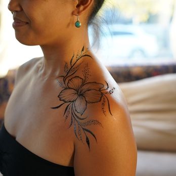Natural Henna Art - Jagua shoulder design - Tattoo Near Me Natural Henna Art - Jagua shoulder design - Tattoo Near Me
