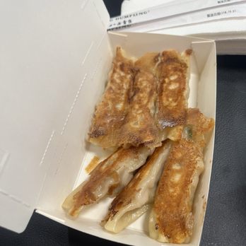 Bafang Dumpling - 6 Signature Potstickers - Taiwanese Near Me - San Gabriel, California Bafang Dumpling - 6 Signature Potstickers - Taiwanese Near Me - San Gabriel, California