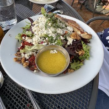 Mondo's Italian Restaurant - Salad with citrus dressing and the evening special Wreck fish seared on top - Italian Near Me - Charleston, South Carolina Mondo's Italian Restaurant - Salad with citrus dressing and the evening special Wreck fish seared on top - Italian Near Me - Charleston, South Carolina