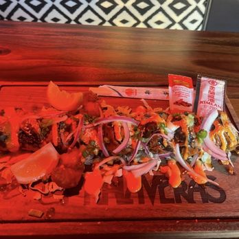 Kalaveras - Dragón roll - Mexican Near Me - Oxnard, California