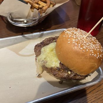 5280 Burger Bar - PERFECT BURGER - Burgers Near Me - Denver, Colorado 5280 Burger Bar - PERFECT BURGER - Burgers Near Me - Denver, Colorado