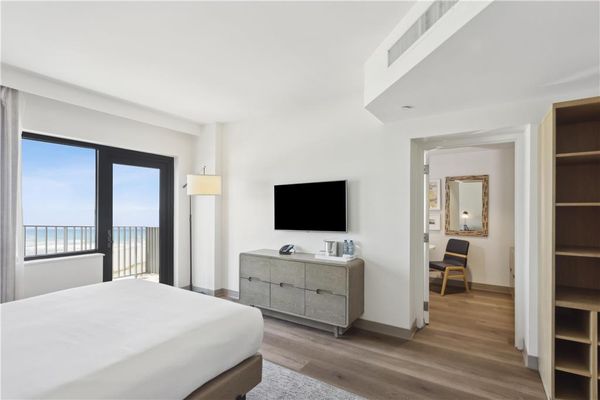 The Lodge at Gulf State Park, a Hilton Hotel by null