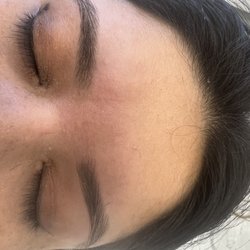 Gill’s Threading & Henna