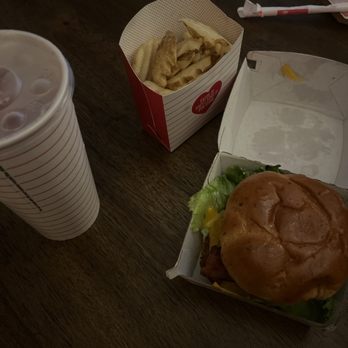 Chick-fil-A - Fast Food Near Me - Woodbridge, Virginia