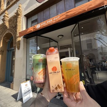 Odd One Out Tea Pasadena - Pistachio strawberry matcha, champion milk tea, yuzu osmanthus - Bubble Tea Near Me - Pasadena, California