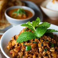 Burma Love - Fresh Mint Chicken
