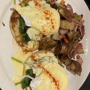 Java Jazz & Soup Nutz - Eggs Benedict with spinach and grilled tomatoes, served with house potatoes - Coffee & Tea Near Me - Lahaina, Hawaii Java Jazz & Soup Nutz - Eggs Benedict with spinach and grilled tomatoes, served with house potatoes - Coffee & Tea Near Me - Lahaina, Hawaii