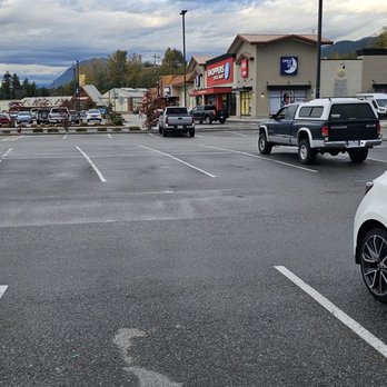 Ricky's All Day Grill - Parking is ample - Breakfast & Brunch Near Me - Sechelt, British Columbia