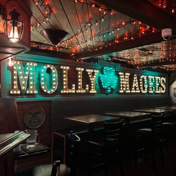Molly Magees - the interior of a restaurant - Irish Pub Near Me - Mountain View, California