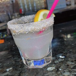 Foxys Bar & Lounge - Foxy's Lemon drop!