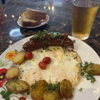 Around the World Cafe Bakery - Egg Breakfast - Cafes Near Me - Indialantic, Florida