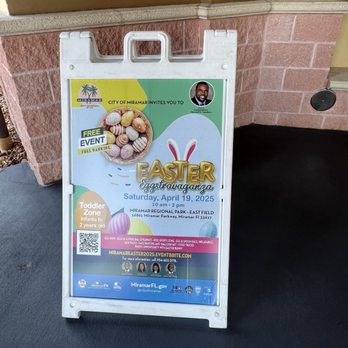 Vizcaya Park - Community Centers Near Me - Miramar, Florida