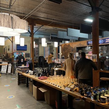 Seattle Cider Taproom - Breweries Near Me - Seattle, Washington