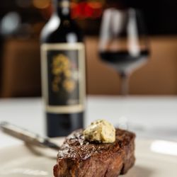 Red Oak Steakhouse - Award Winning Steaks