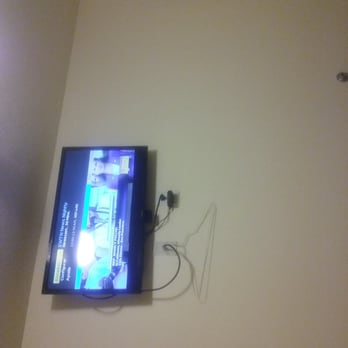 Siesta Motel - Flat TV screen on wall - Hotels Near Me - Salt Lake City, Utah Siesta Motel - Flat TV screen on wall - Hotels Near Me - Salt Lake City, Utah