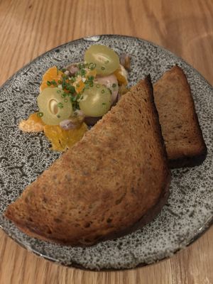 Maude & the Bear by null