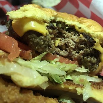 MEAT Eatery And Taproom - Inside of juicy luicy burger! A must try! - Burgers Near Me - Islamorada, Florida MEAT Eatery And Taproom - Inside of juicy luicy burger! A must try! - Burgers Near Me - Islamorada, Florida