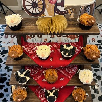 Kreative Kupcakes - Hyland cow cupcakes - Cupcakes Near Me Kreative Kupcakes - Hyland cow cupcakes - Cupcakes Near Me